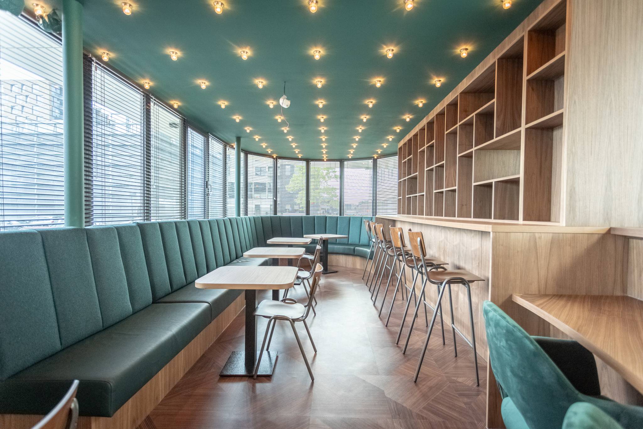 Dutchbone stoel Scuola