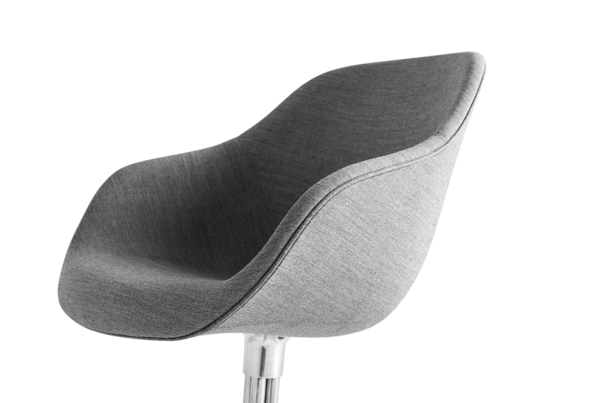 HAY AAC 121 - Zilverwit / Remix 133